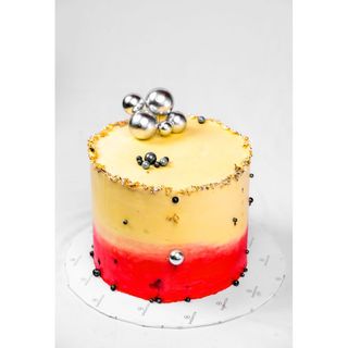 Butter Cream Cake (Size 12)