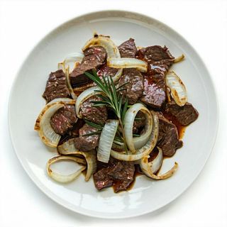 Manzo con cipolla