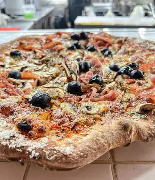 Pizza Capricciosa