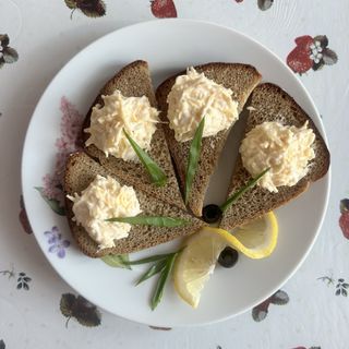 Закуска Казацкая с чесноком