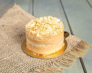 Mini Bolo de Mil Folhas e Doce de Leite (Aprox. 180gr)