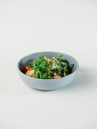 Салат жареные баклажаны с томатами в соусе свит чили (318г)