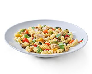 Salada de frango e legumes