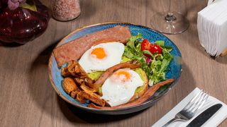 CALIFORNIA AVOGADO MUSHRROOM