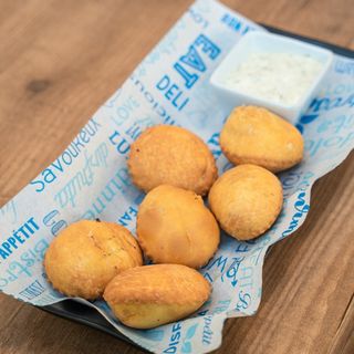 Racion de Pastelitos mixtos (carne y pollo)