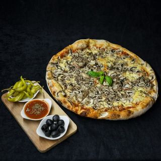 Pizza Capriciosa