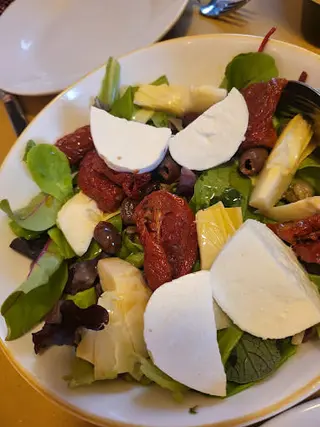 Insalata mediterranea