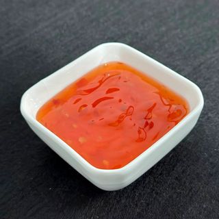 ტკბილ ცხარე სოუსი