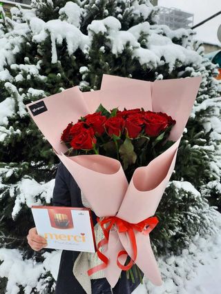 Сет «Красные розы+конфеты» (25шт)