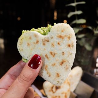 Arepa De Pollo (Ud.)