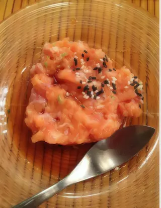 70 Tartare salmone