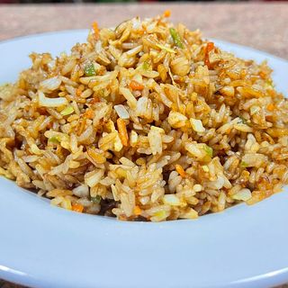 23. Arroz Frito con verduras variadas