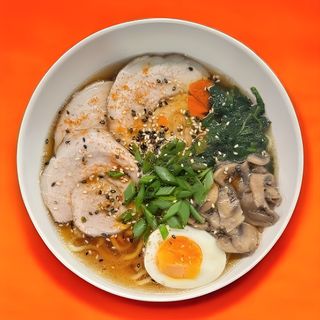 Рамен Шарено месце (650гр)