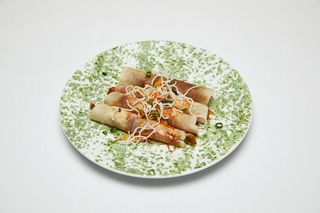 #8 Paquetitos de pato crujientes con salsa de ciruela