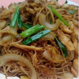 61. Fideos Singapure