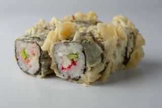 Рол в темпурі Каліфорнія 230г