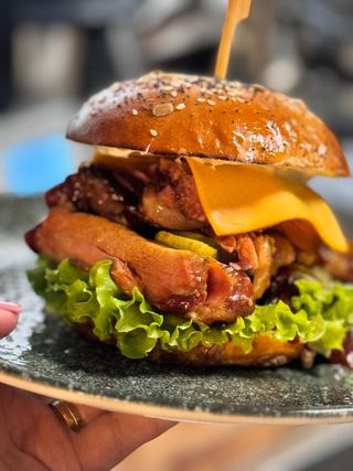 Bbq Pork Ribs burger