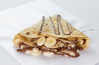 Clatite cu crema de ciocolata si banana