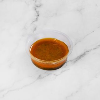 Salsa al limone ed erbe aromatiche