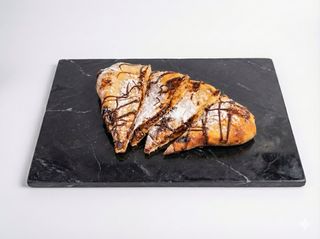 Сладка пица с шоколад