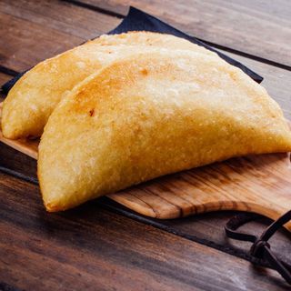 Empanada De Queso y Jamón York