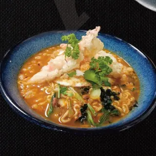 RAMEN CON PICANTE