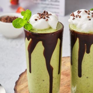 Chocolate Mint Moon Shake