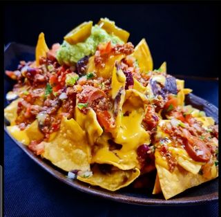 Nachos Con Chili (Grande)