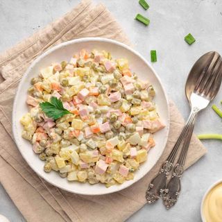 Салат Олів'є 500г