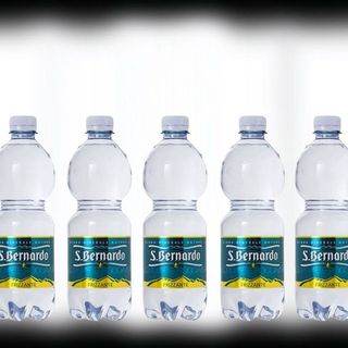 6 bottigliette di Acqua Frizzante da 500ml