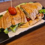 Bocadillo Pechuga Especial