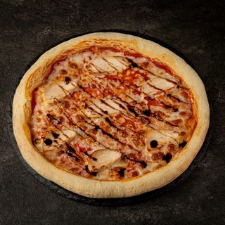 Піца "Курячий каприз з моцарелою"