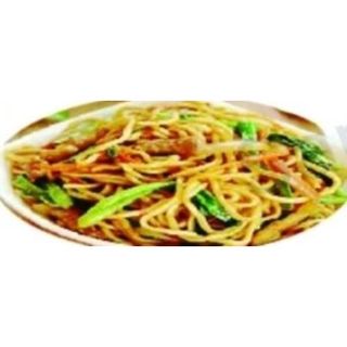 Tallarines Fritos Con Verdura Y Huevo