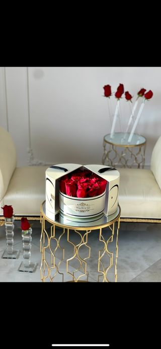 16 ყვავილები ყუთში