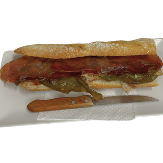 bocadillo serranito