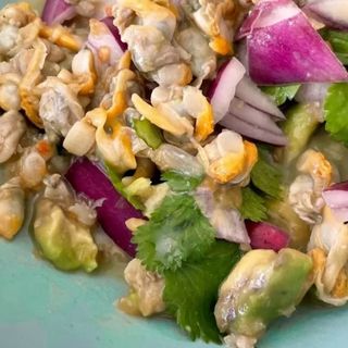 Ración De Cebiche De Berberecho (4 Uds.)