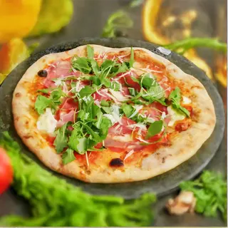 Pizza Crudo e gorgonzola Ø 32cm + 1 gratis