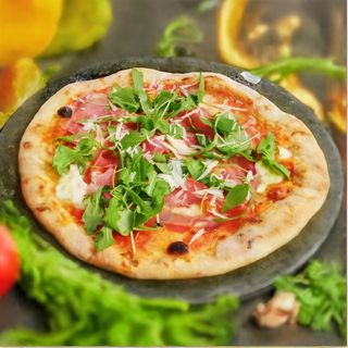 Pizza Crudo e gorgonzola Ø 32cm + 1 gratis