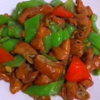 Ternera Con Pimientos Verdes