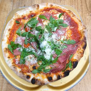 Pizza & Love (Mediana)