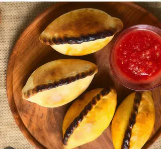 Empanada SALTEÑA