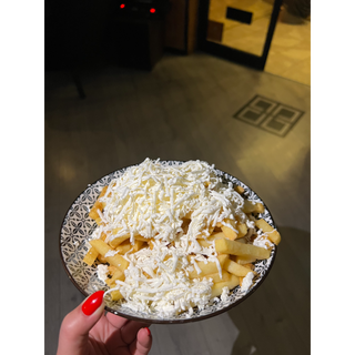 Пържени картофи със сирене (350г)