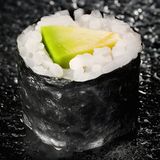 Хосомаки Калифорния с авокадо (80г)