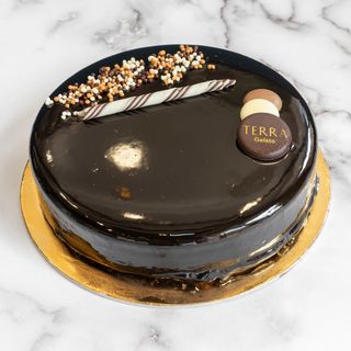 Torta semifreddo tre cioccolati 6/7 porzioni