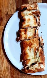 Nutellone - rotolo di pizza con Nutella