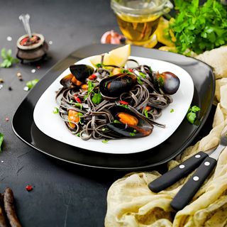 Spaghetti noir aux fruits de mer