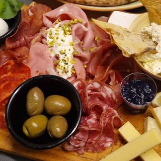 TAGLIERE DI SALUMI E FORMAGGI X 2