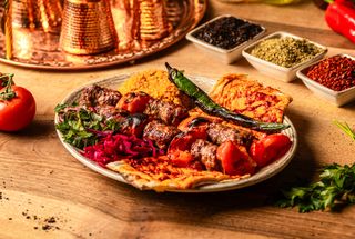 Domateslİ kebap