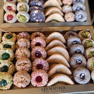 Plateau varié amande (Petit modéle)