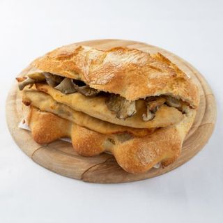 Panino con cotoletta e funghi